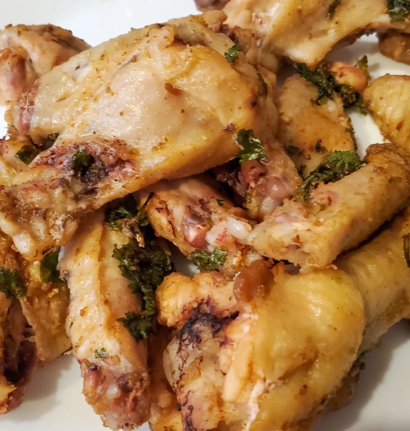 Chicken wings with cilantro lime wing sauce