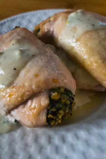 Walnut and Spinach Stuffed Chicken recipe with a Blue Cheese Sauce from cleveland cooking.com