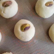 ghraybeh cookies cleveland cooking. buttery middle Eastern cookies that will melt in your mouth.