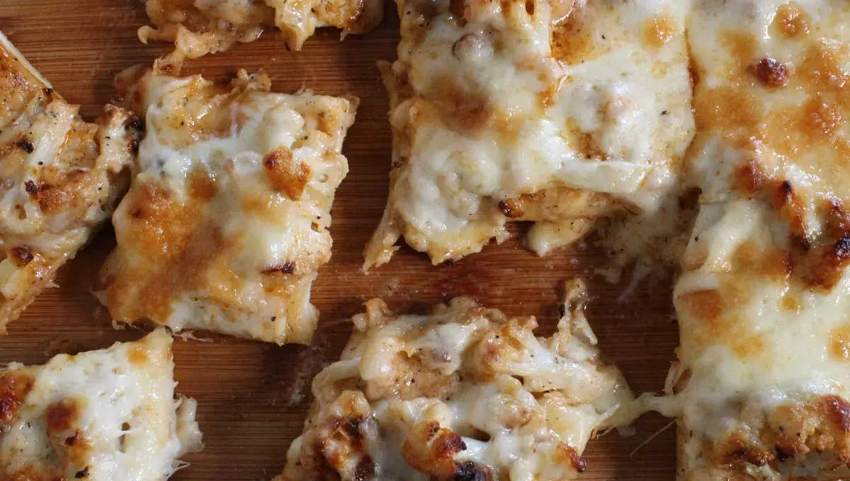 Honey Sriracha Cauliflower Pizza