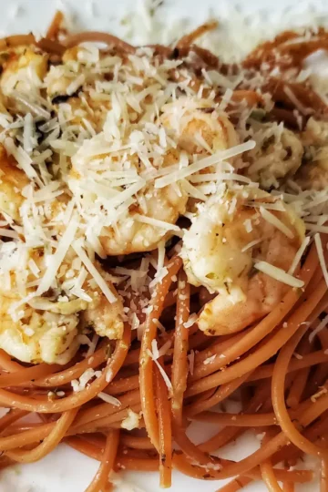 blackened lemon sauce with shrimp over pasta by Cleveland cooking