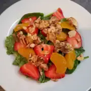 strawberry almond salad with mandarin oranges and almond croutons